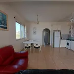 Sea Caves Apartament *